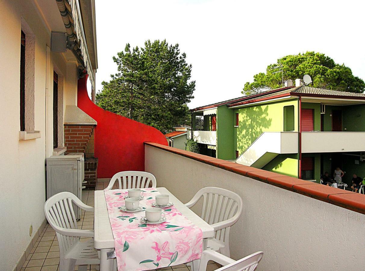 Villaggio Azzurro Бибионе Экстерьер фото